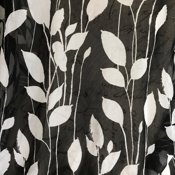 {Anne Cole} White Vines Mesh V-Neck Swim Coverup - Picture 4 of 8